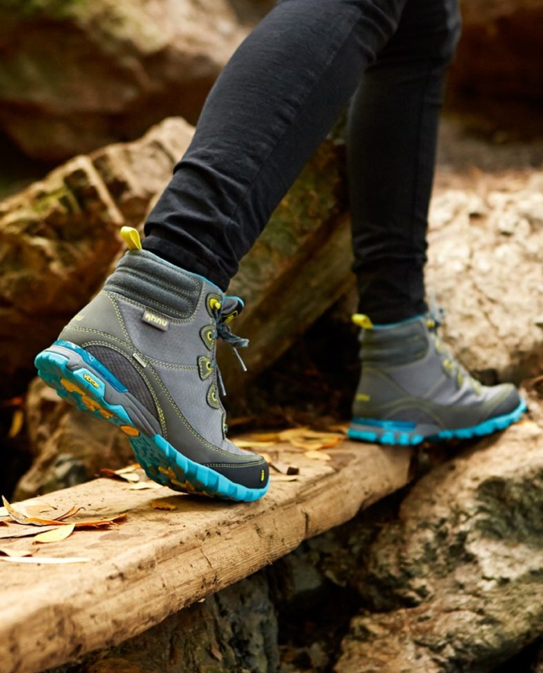 Best Hiking Boots For Women 2022: Top Waterproof and Lightweight Trekking Shoes