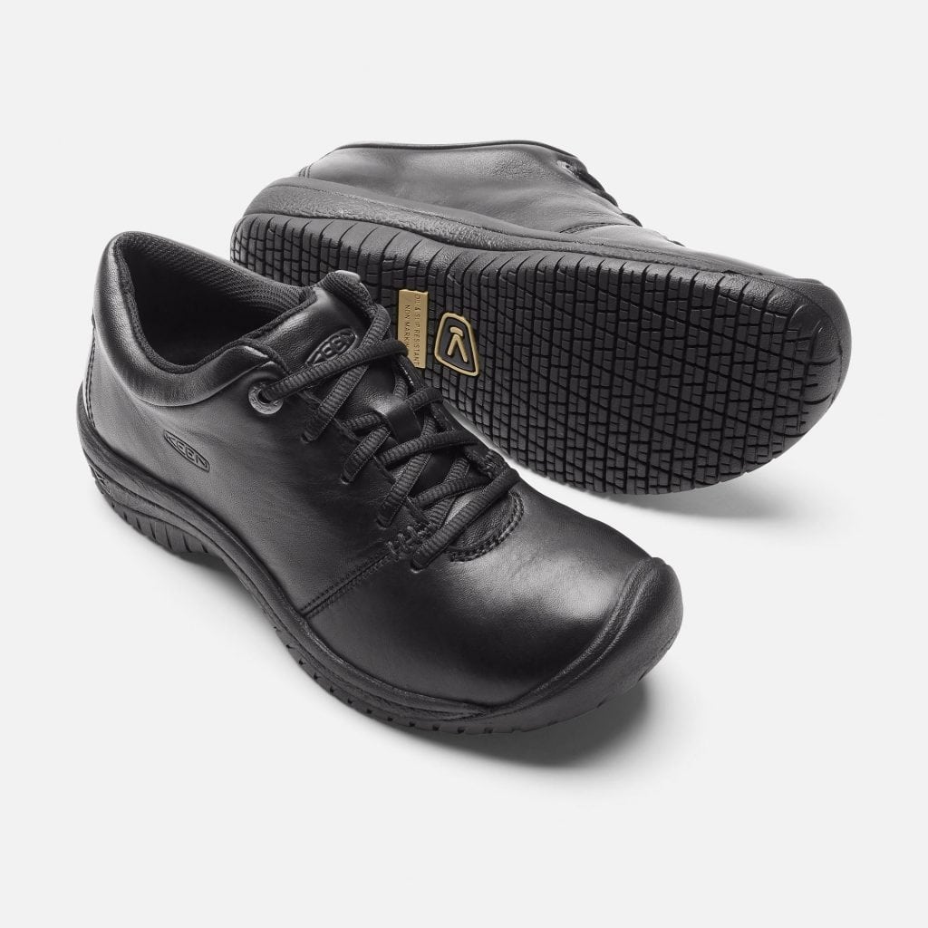 comfortable women's slip resistant work shoes